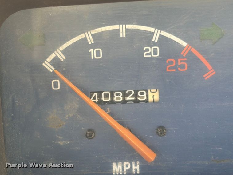 image for item NA9499 1993 Daihatsu Hijet mini truck