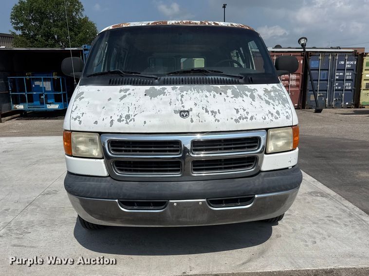 image for item NA9500 2002 Dodge Ram Wagon B2500 van