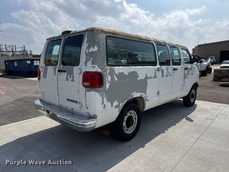 image for item NA9500 2002 Dodge Ram Wagon B2500 van