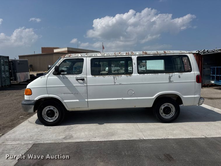 image for item NA9500 2002 Dodge Ram Wagon B2500 van