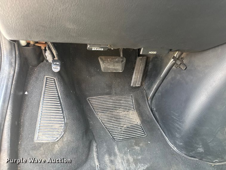 image for item NA9500 2002 Dodge Ram Wagon B2500 van