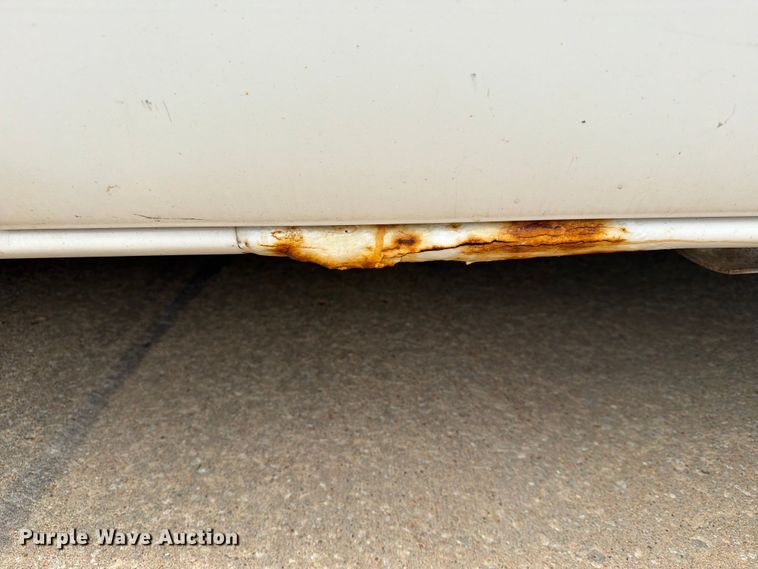 image for item NA9501 2006 Dodge Caravan van