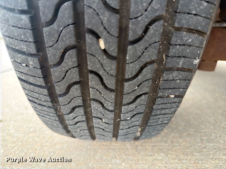 image for item NA9501 2006 Dodge Caravan van