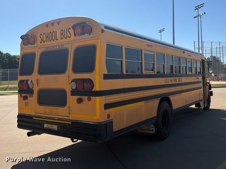 image for item NA9543 2002 Chevrolet B7 school bus