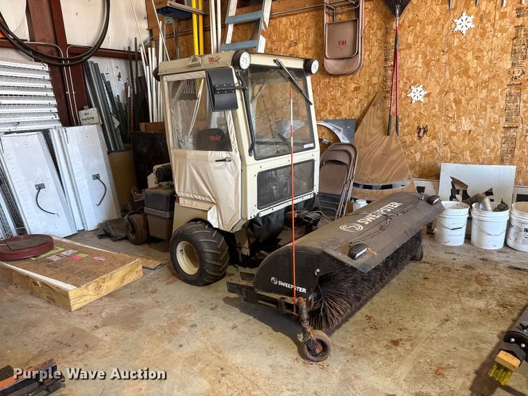 image for item NA9545 Grasshopper 930D2 ZTR lawn mower
