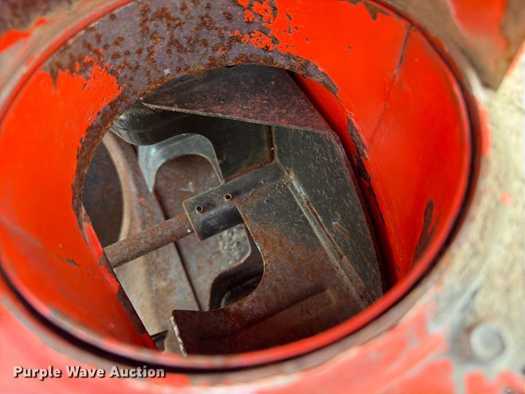 image for item NF9776 Ariens ST824 snow blower