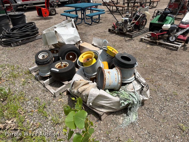 image for item NF9780 Lawn mower tires and wheels