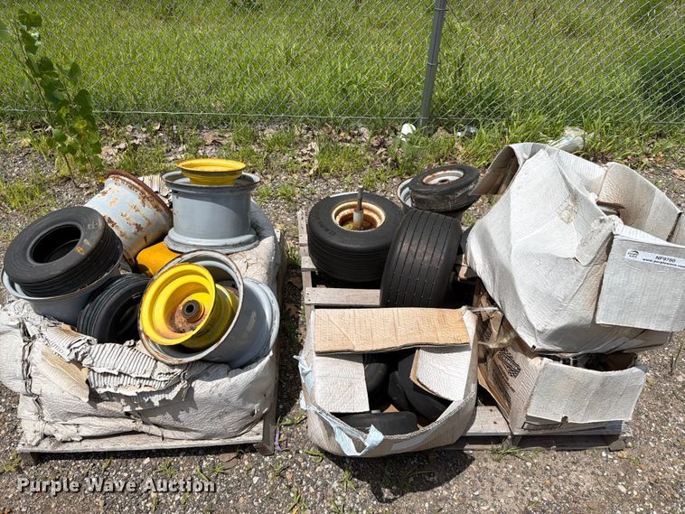 image for item NF9780 Lawn mower tires and wheels