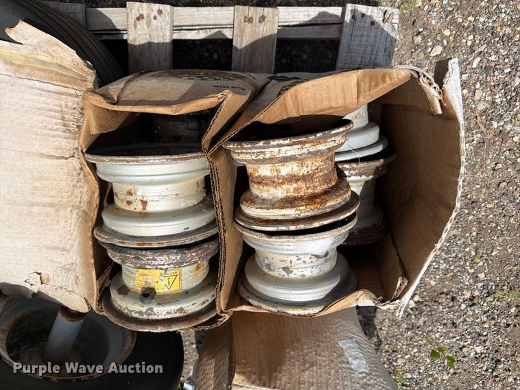 image for item NF9780 Lawn mower tires and wheels