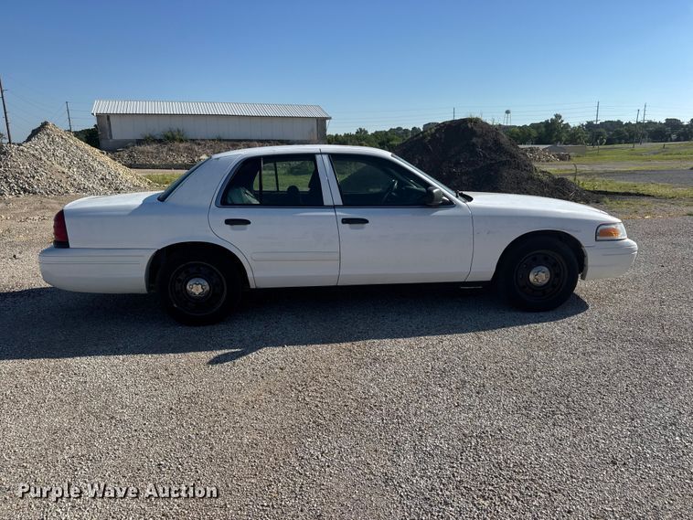 image for item NJ9050 2006 Ford Crown Victoria Police Interceptor 