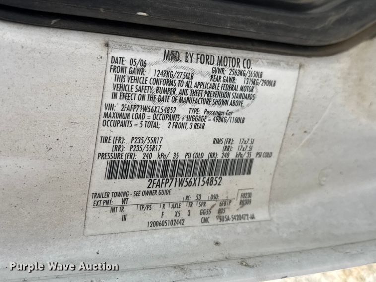 image for item NJ9050 2006 Ford Crown Victoria Police Interceptor 