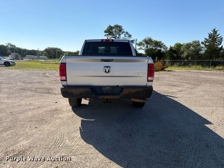 image for item NJ9051 2014 RAM 1500 Crew Cab pickup truck