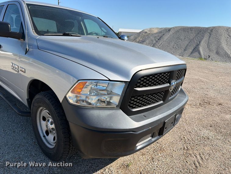 image for item NJ9051 2014 RAM 1500 Crew Cab pickup truck
