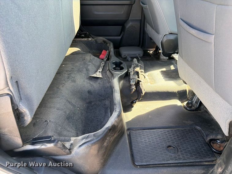 image for item NJ9051 2014 RAM 1500 Crew Cab pickup truck