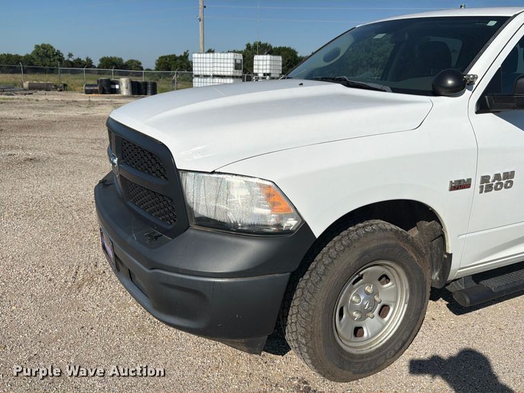 image for item NJ9052 2016 RAM 1500 Crew Cab pickup truck