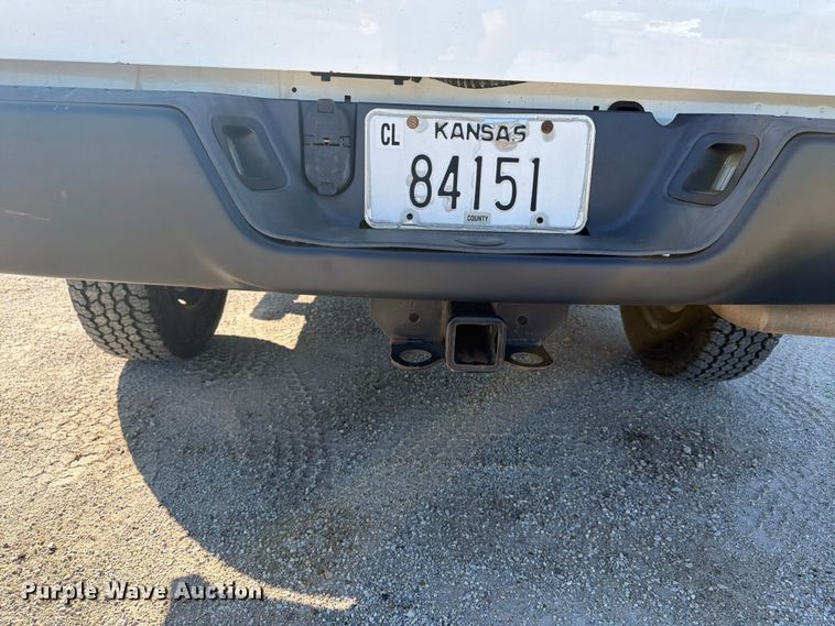image for item NJ9052 2016 RAM 1500 Crew Cab pickup truck