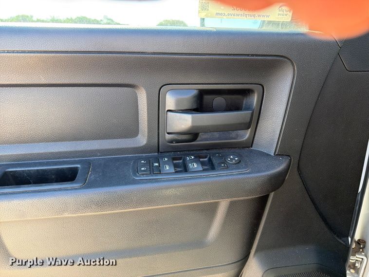image for item NJ9052 2016 RAM 1500 Crew Cab pickup truck