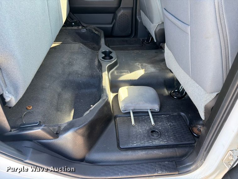 image for item NJ9052 2016 RAM 1500 Crew Cab pickup truck