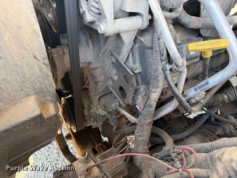 image for item NJ9052 2016 RAM 1500 Crew Cab pickup truck