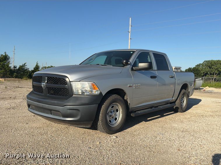 image for item NJ9054 2016 RAM 1500 Crew Cab pickup truck