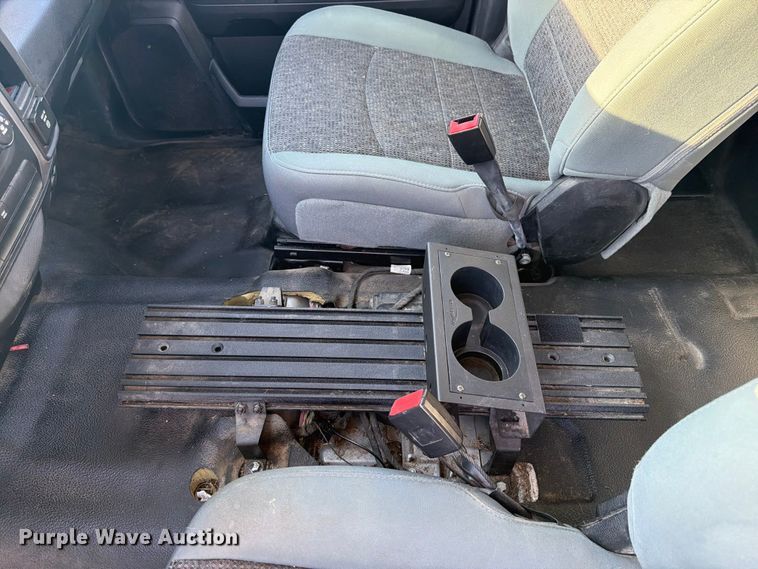 image for item NJ9054 2016 RAM 1500 Crew Cab pickup truck