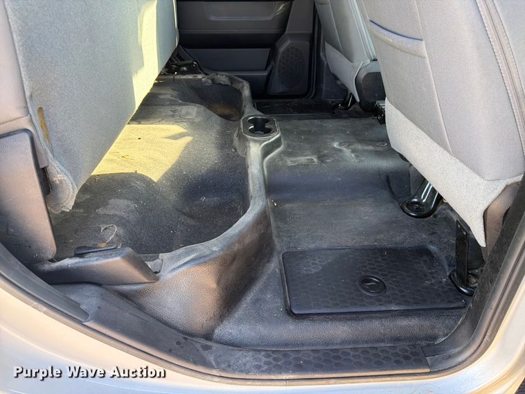 image for item NJ9054 2016 RAM 1500 Crew Cab pickup truck