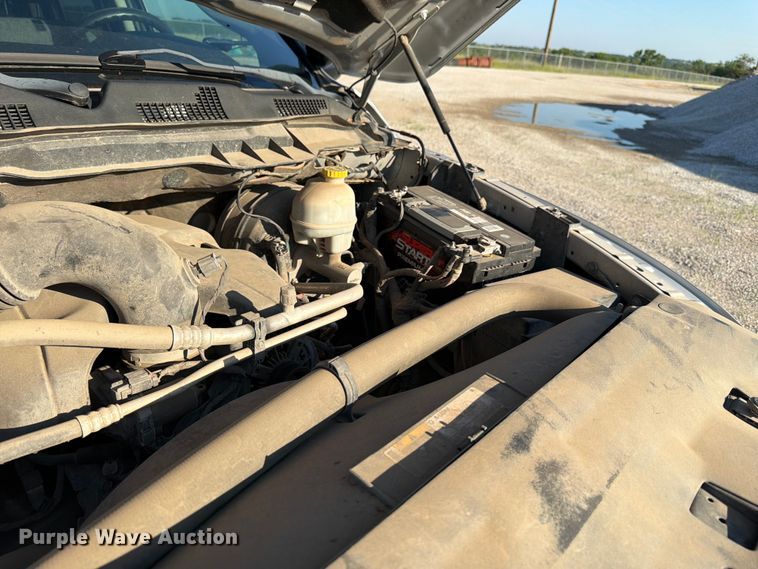 image for item NJ9054 2016 RAM 1500 Crew Cab pickup truck