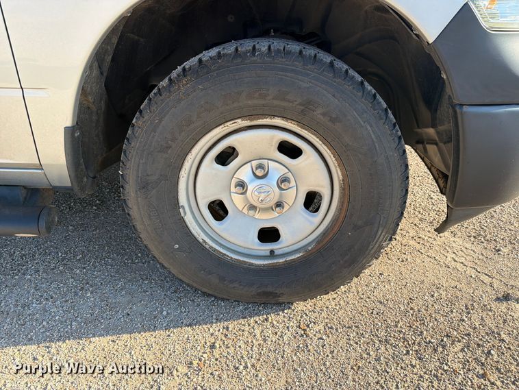 image for item NJ9054 2016 RAM 1500 Crew Cab pickup truck