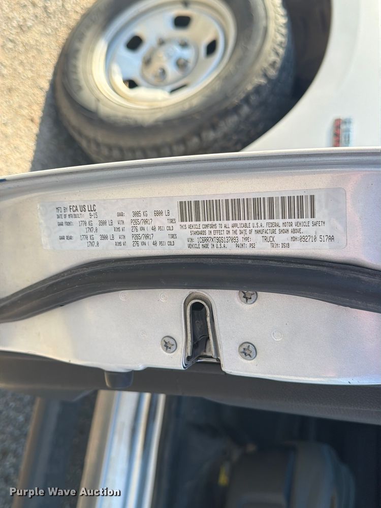 image for item NJ9054 2016 RAM 1500 Crew Cab pickup truck
