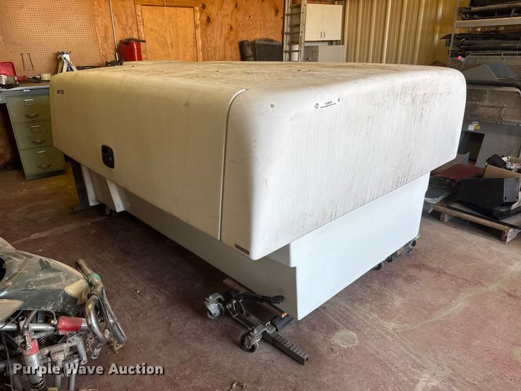 image for item NJ9056 Maranda M-170 topper