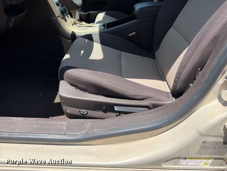 image for item NJ9059 2012 Chevrolet Malibu 
