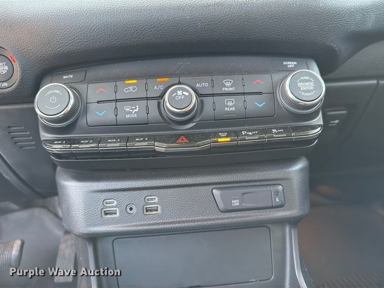image for item NJ9076 2022 Dodge Durango SSV SUV