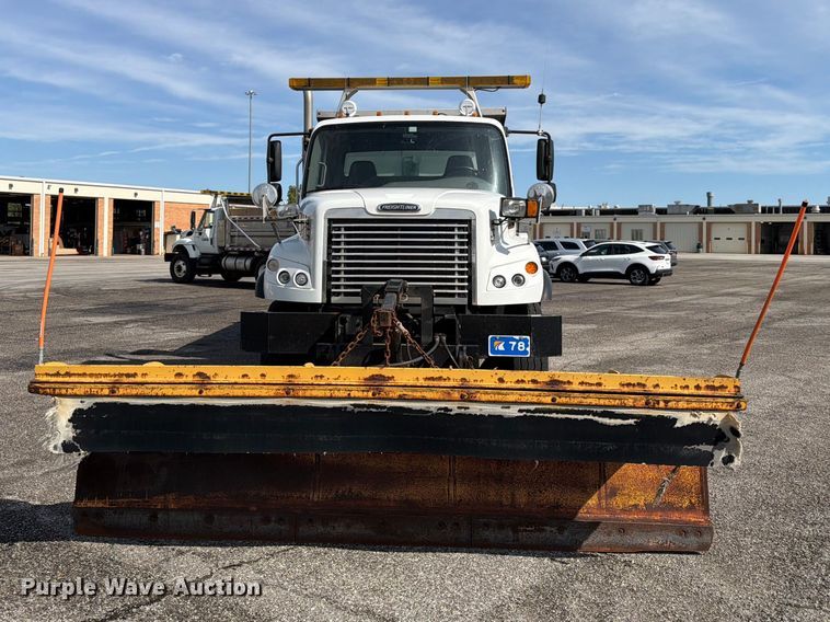 image for item NJ9078 2012 Freightliner Business Class M2 dump truck