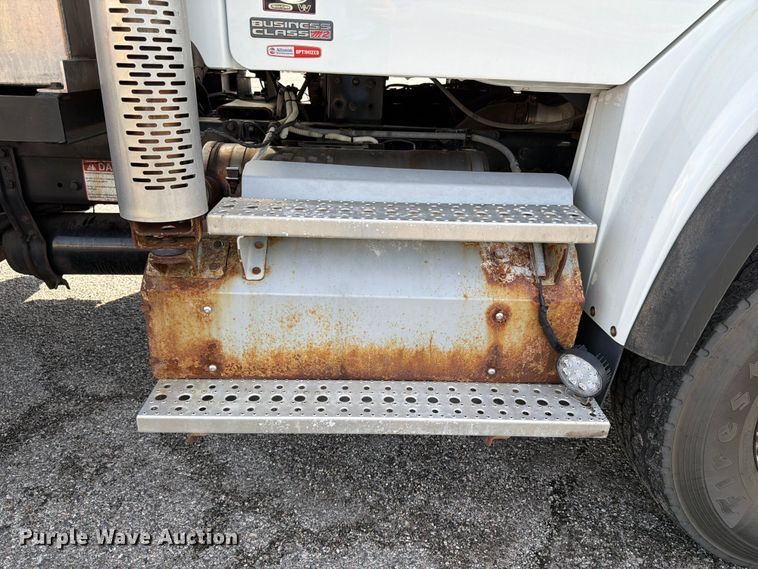 image for item NJ9078 2012 Freightliner Business Class M2 dump truck