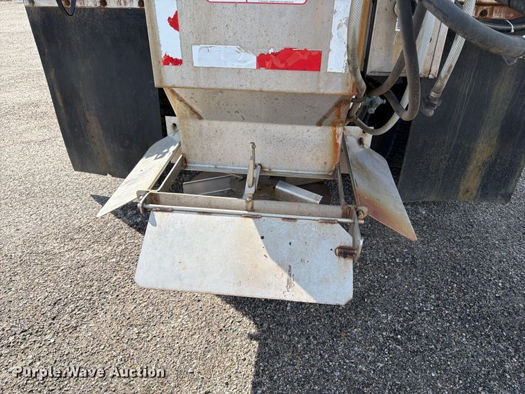 image for item NJ9078 2012 Freightliner Business Class M2 dump truck