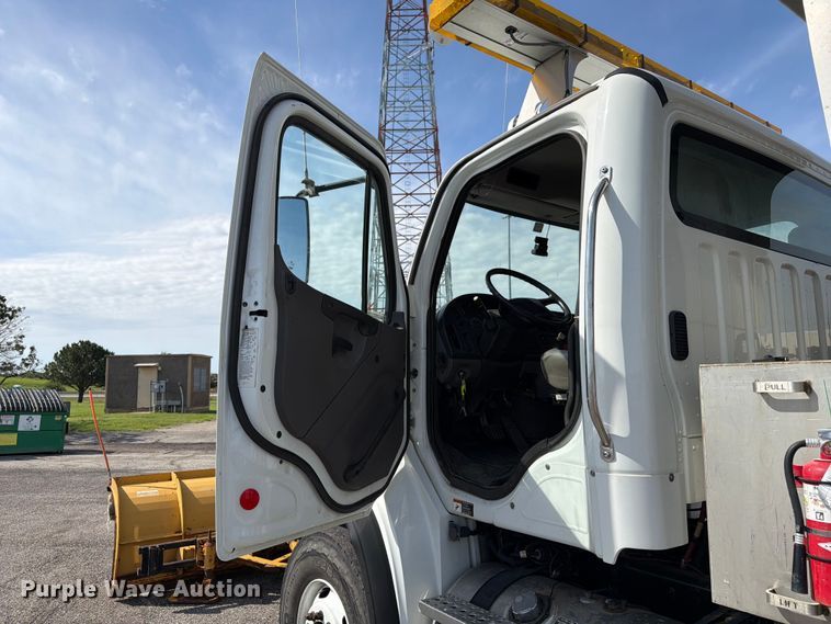image for item NJ9078 2012 Freightliner Business Class M2 dump truck