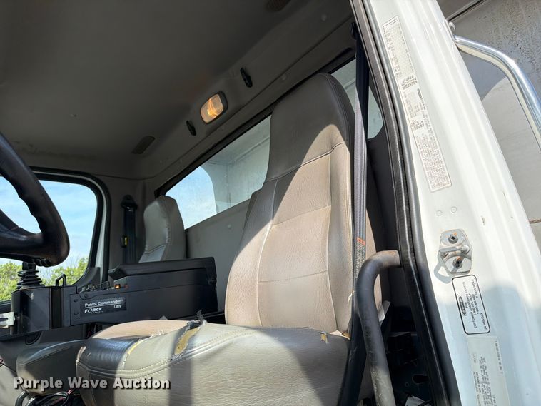 image for item NJ9078 2012 Freightliner Business Class M2 dump truck