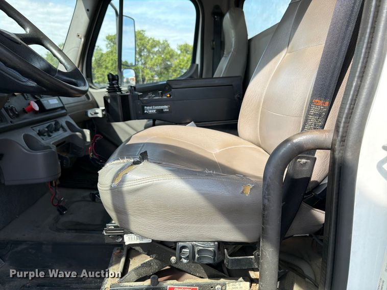 image for item NJ9078 2012 Freightliner Business Class M2 dump truck