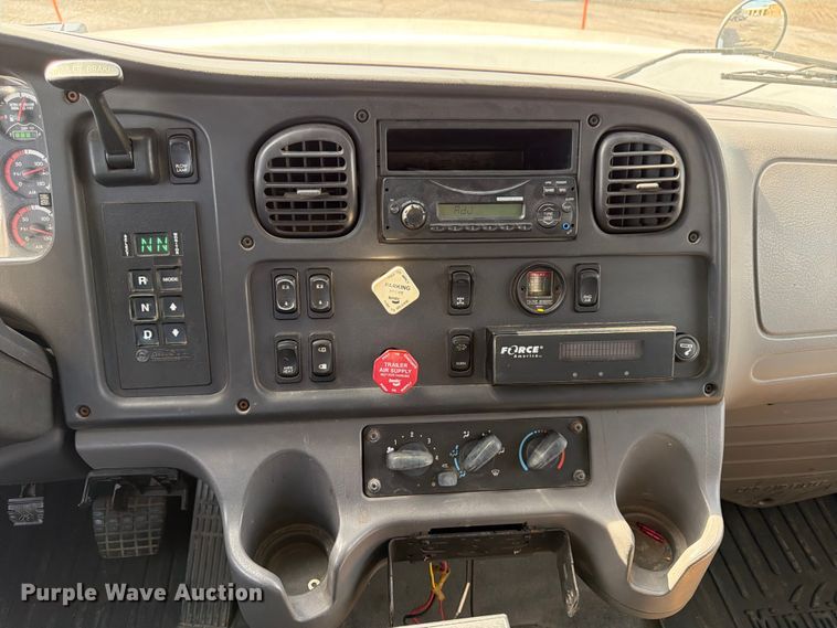 image for item NJ9078 2012 Freightliner Business Class M2 dump truck