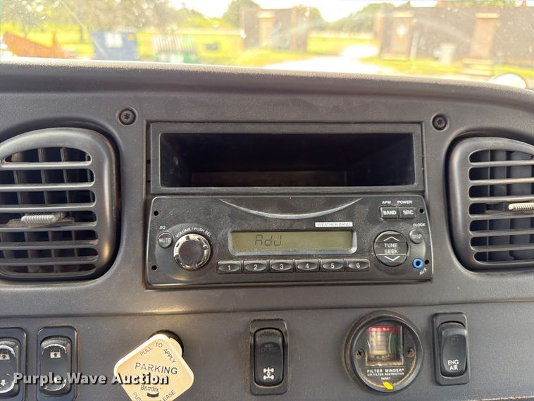 image for item NJ9078 2012 Freightliner Business Class M2 dump truck