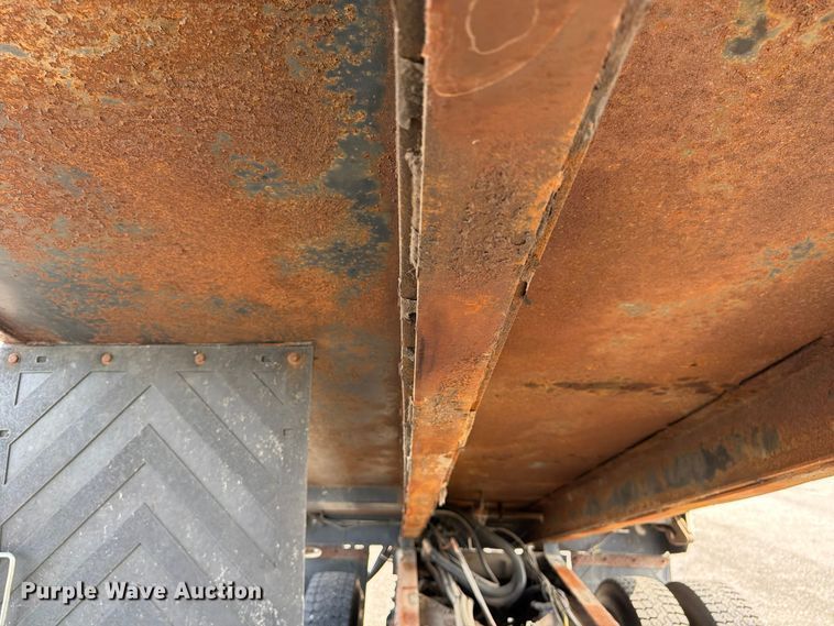 image for item NJ9078 2012 Freightliner Business Class M2 dump truck