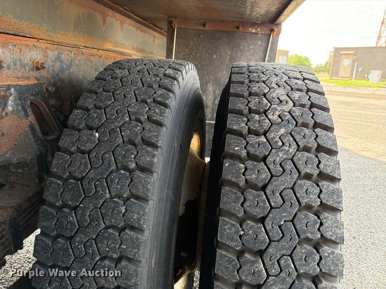 image for item NJ9078 2012 Freightliner Business Class M2 dump truck