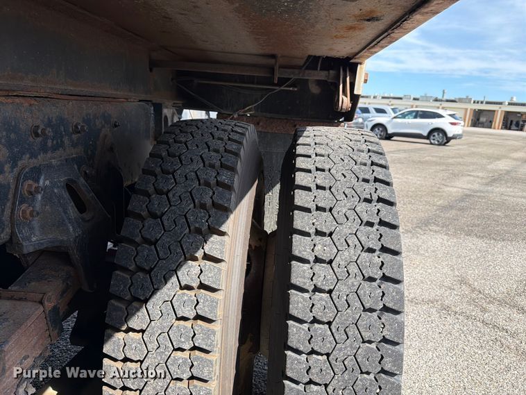 image for item NJ9078 2012 Freightliner Business Class M2 dump truck