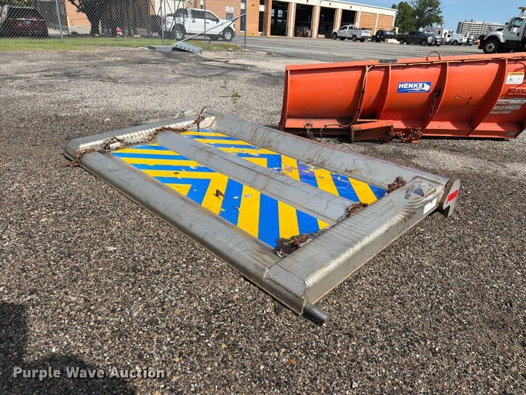 image for item NJ9078 2012 Freightliner Business Class M2 dump truck