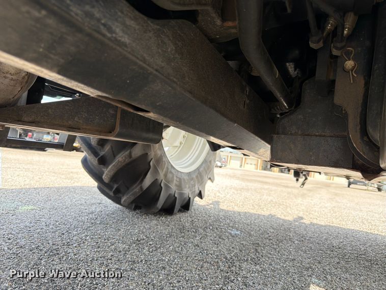 image for item NJ9084 2020 New Holland TS6.110 MFWD tractor