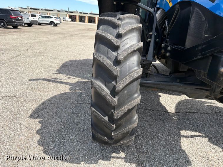 image for item NJ9084 2020 New Holland TS6.110 MFWD tractor