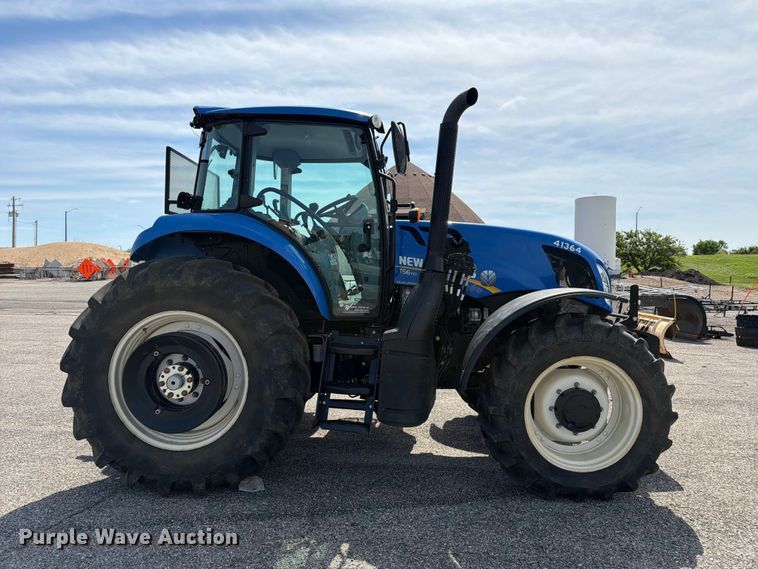 image for item NJ9085 2020 New Holland TS6.110 MFWD tractor