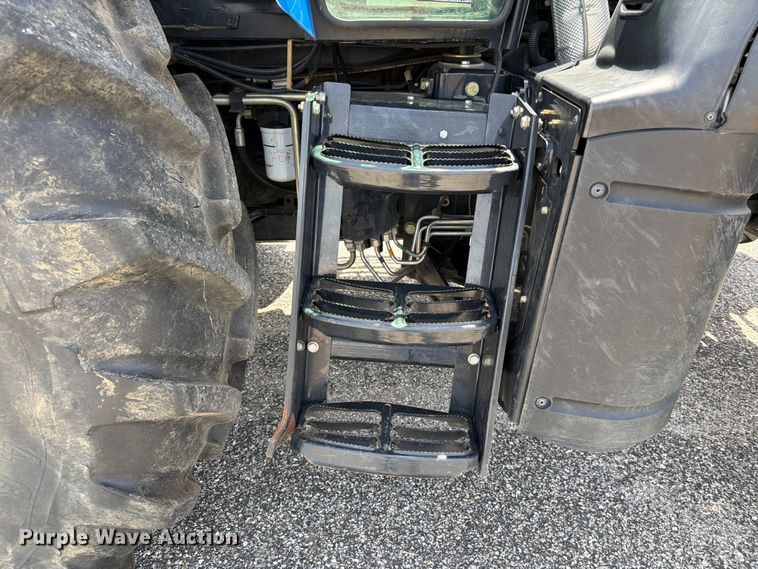 image for item NJ9085 2020 New Holland TS6.110 MFWD tractor
