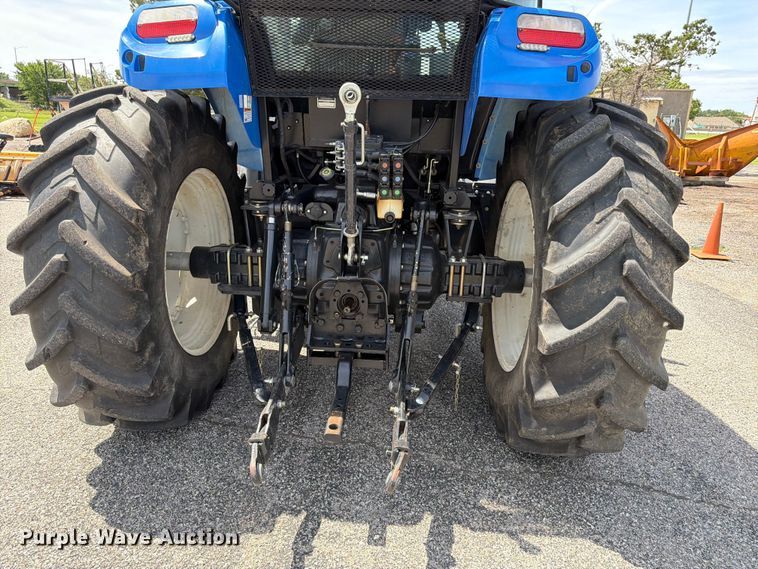 image for item NJ9085 2020 New Holland TS6.110 MFWD tractor