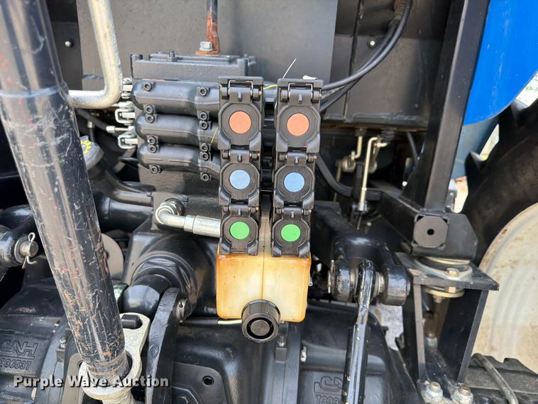 image for item NJ9085 2020 New Holland TS6.110 MFWD tractor